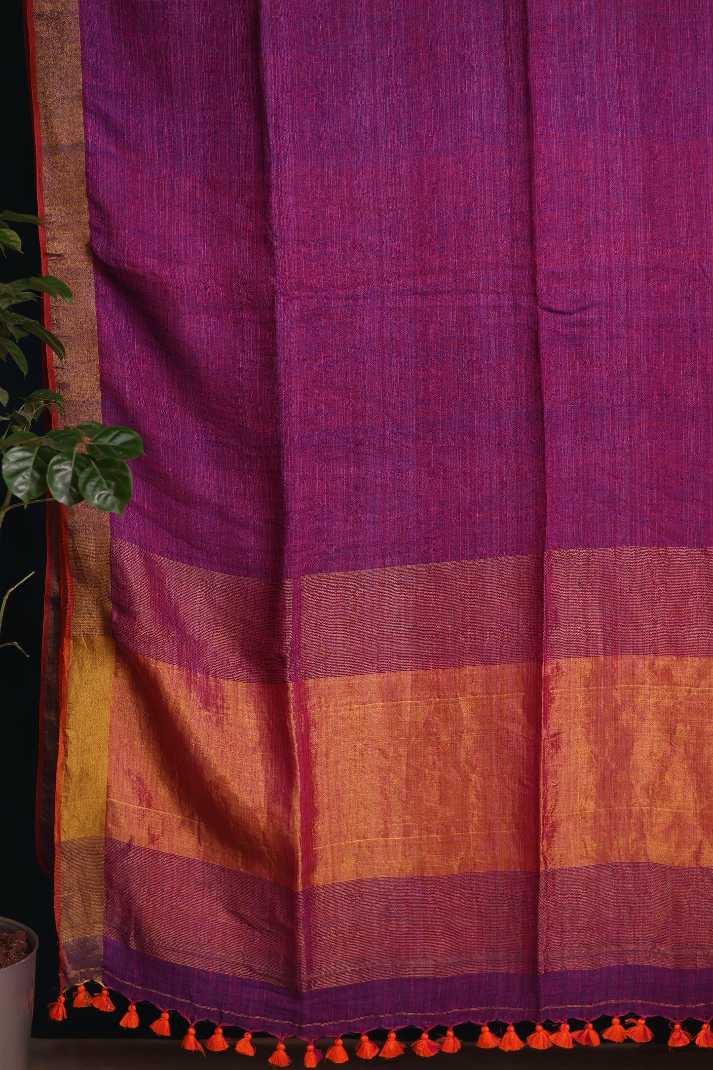 Pure Handwoven Linen Saree