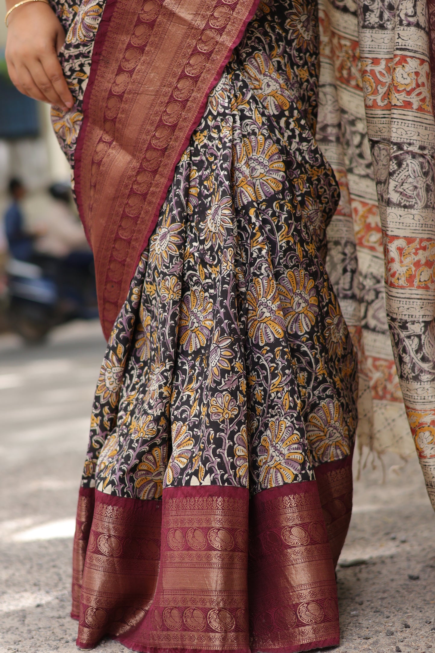 Black & Maroon Kuppadam Border Kalamkari Uppada Silk Saree