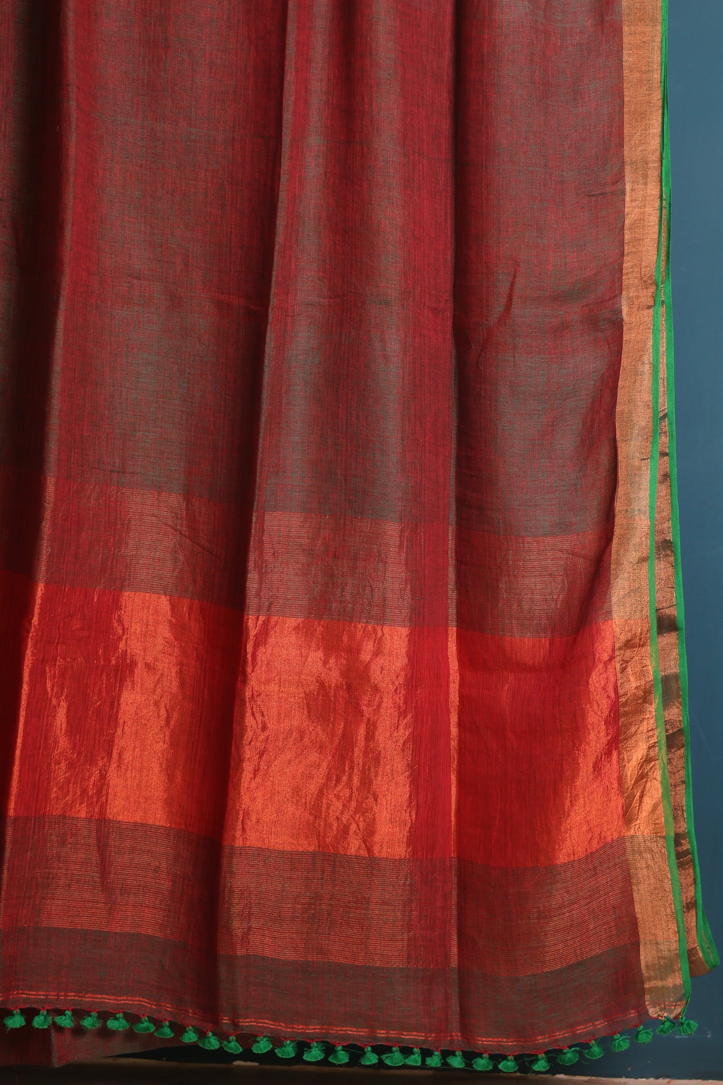 Pure Handwoven Linen Saree