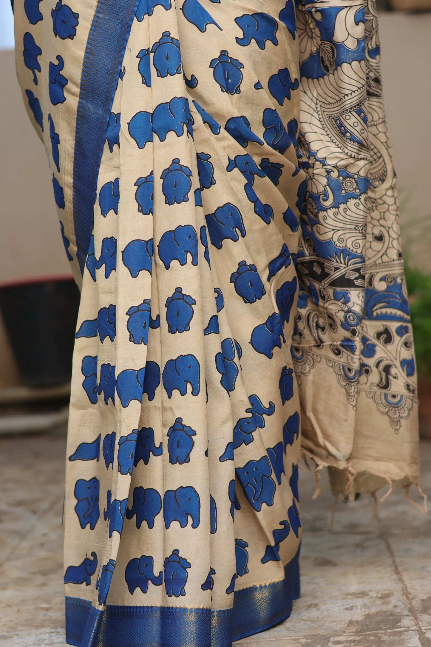 Cream & Blue Elephant Kalamkari Silk Handcrafted Nizam Border Saree