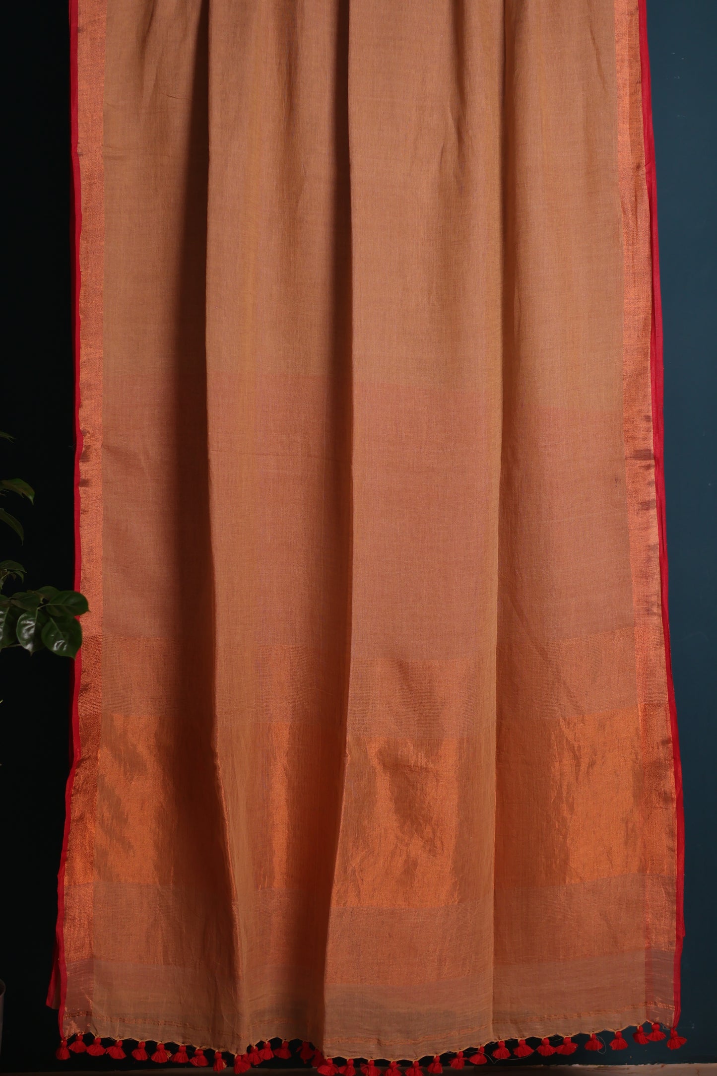 Pure Handwoven Linen Saree