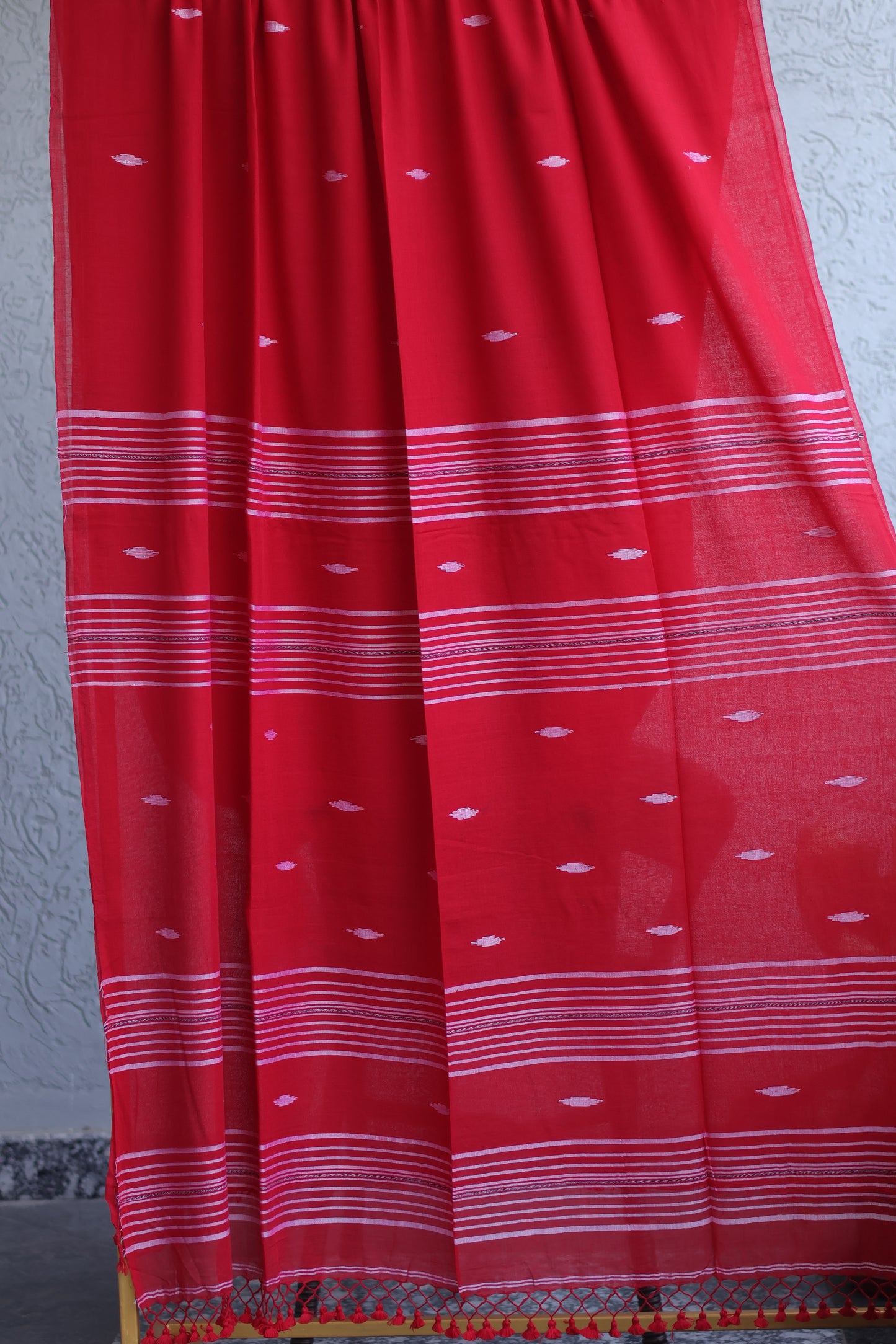 Red Pure Handwoven Malai Cotton Saree with Butta Weaving