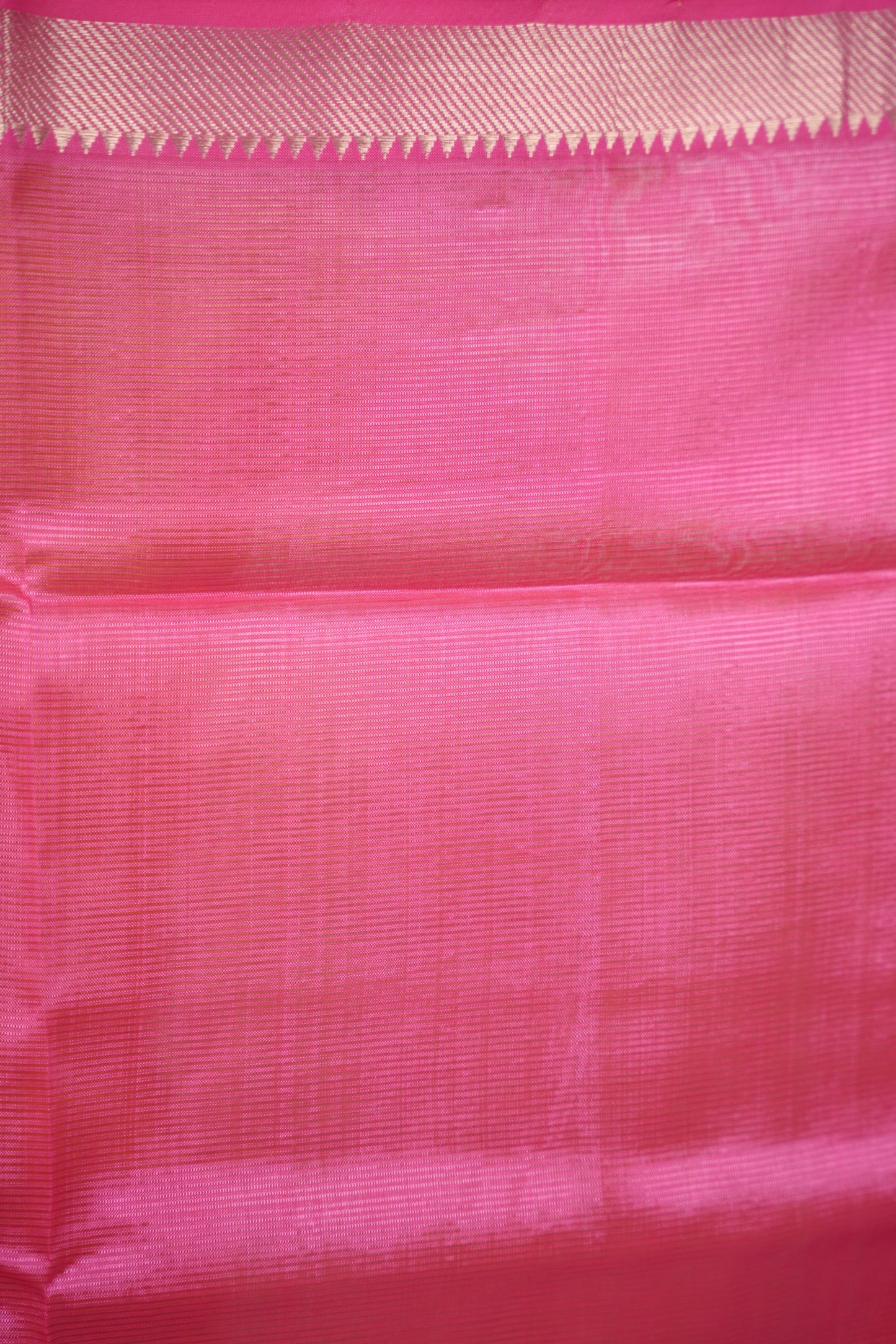 Gold Handloom Mangalagiri Silk Saree| Looms & Tassels