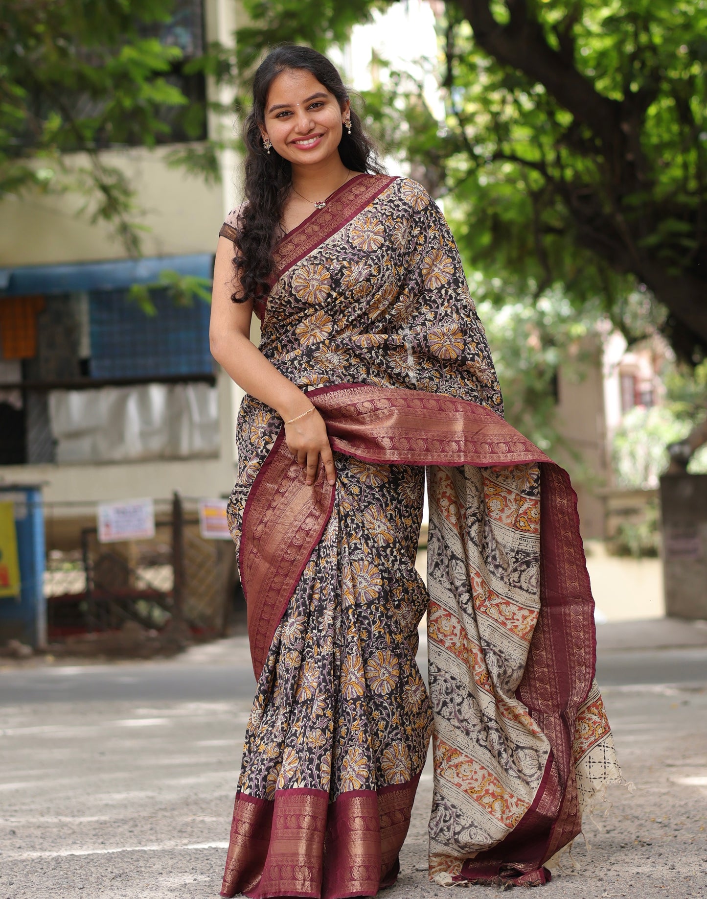 Black & Maroon Kuppadam Border Kalamkari Uppada Silk Saree