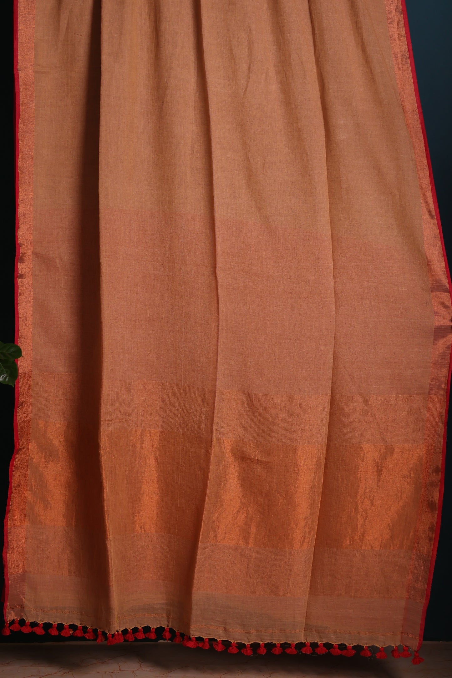 Pure Handwoven Linen Saree