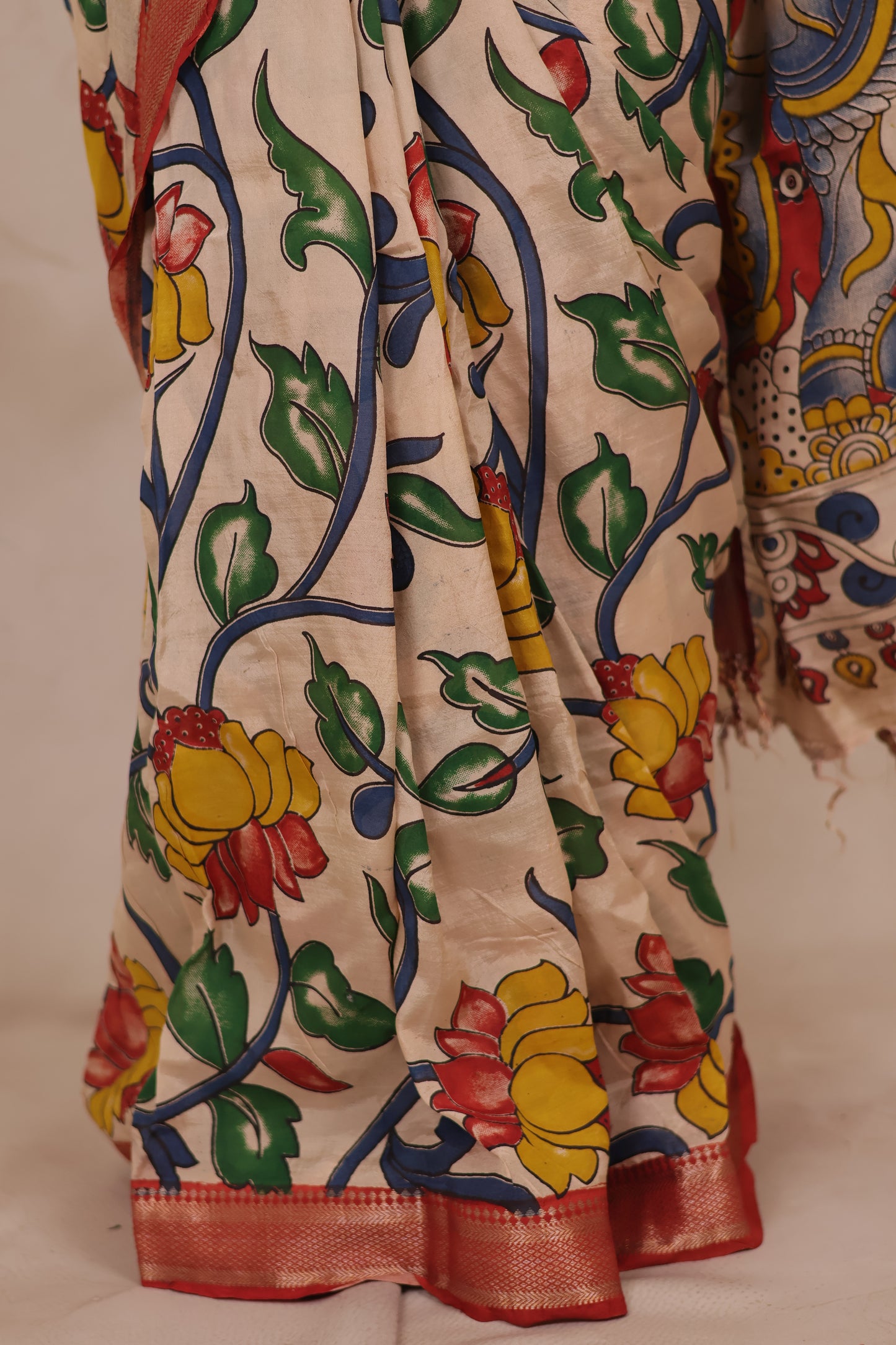 Cream Lotus Kalamkari Nizam Border Chennur Silk Saree | Looms & Tassels