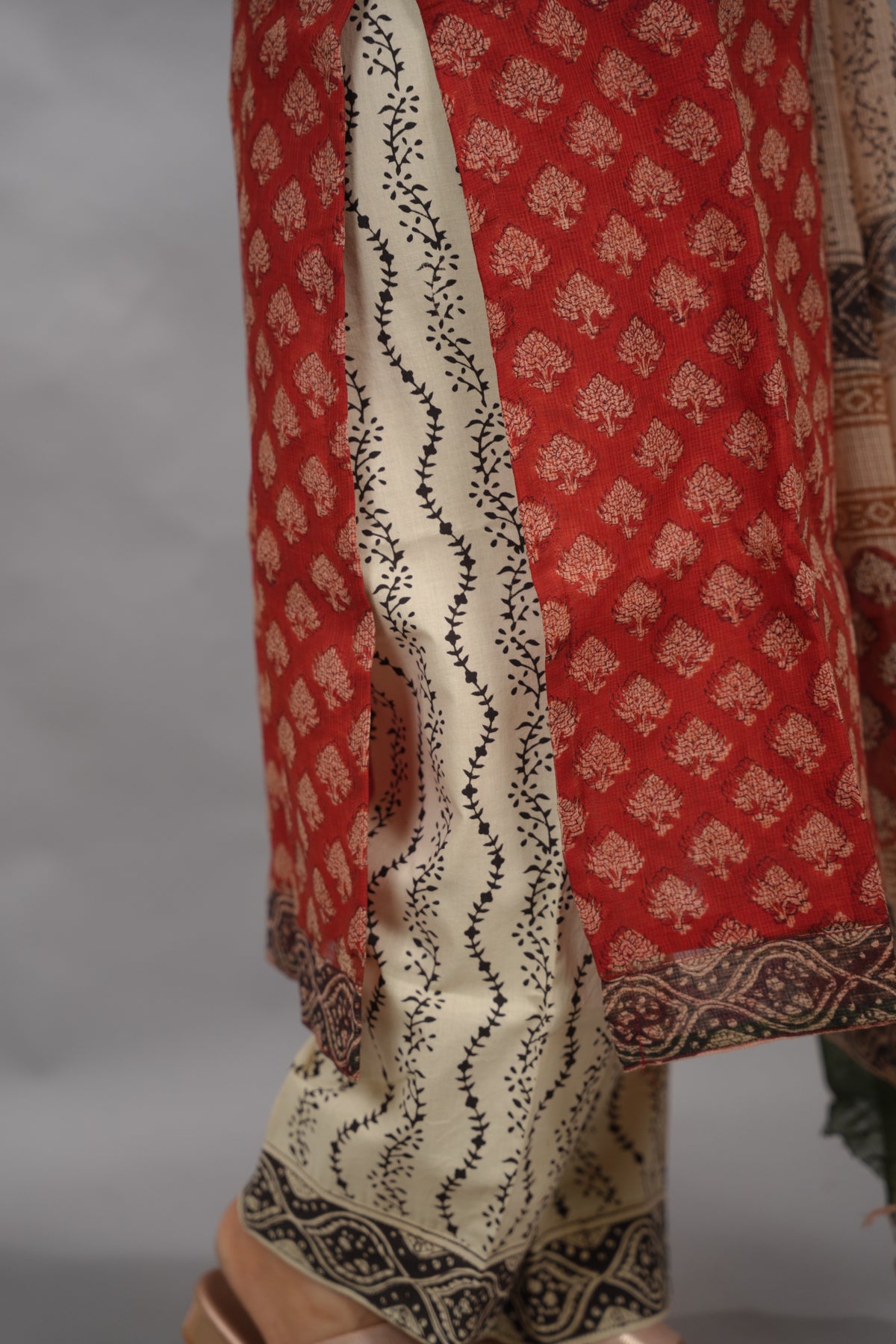 Maroon Handblock printed kota 3 piece suit (stitched)| Looms & Tassels