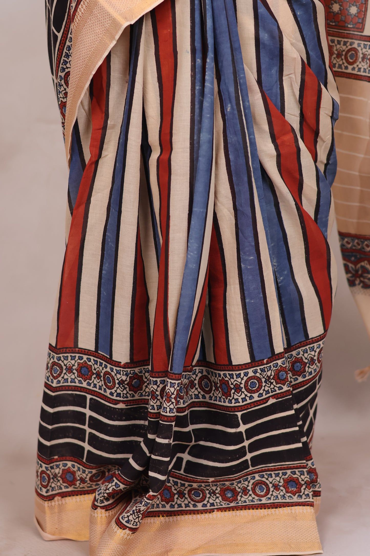 Cream Ajrakh Hand Block Printed Mangalagiri Cotton Saree | Looms & Tassels