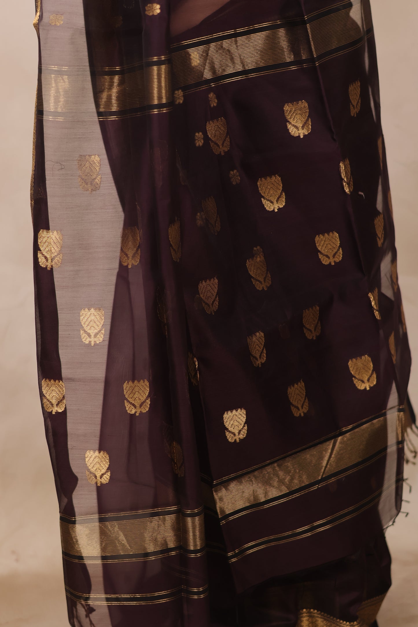 Chocolate Brown Handloom Maheswari Silk Cotton Sarees | Looms & Tassels