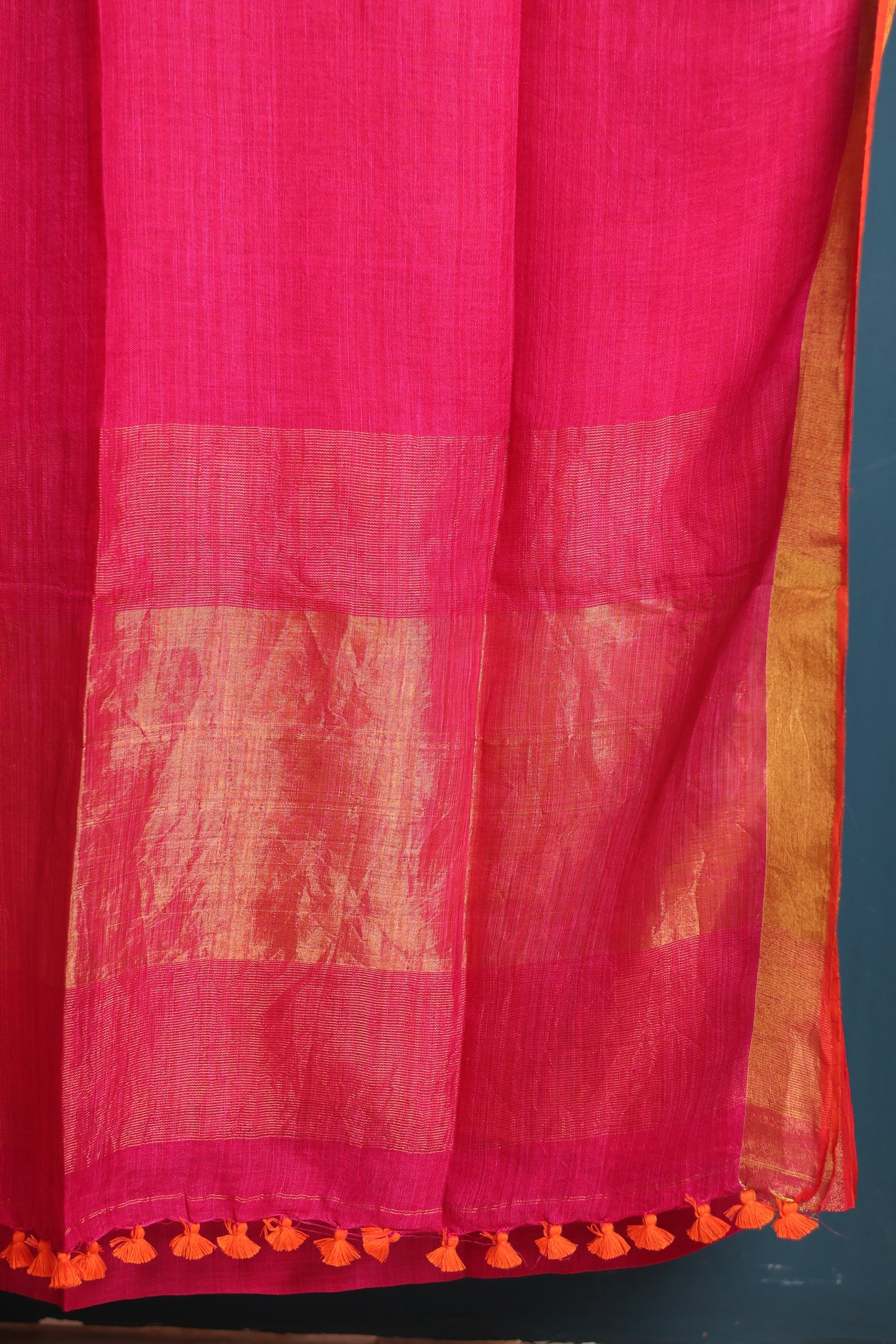 Pure Handwoven Linen Saree