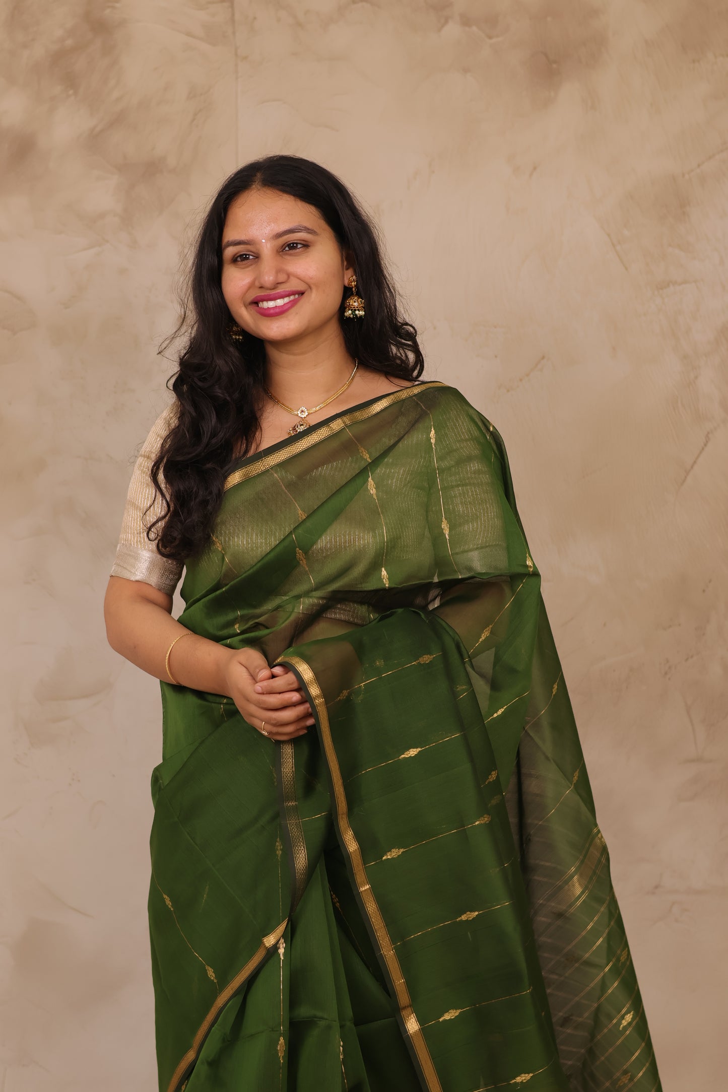 Green Handloom Maheswari Silk Cotton Sarees | Looms & Tassels