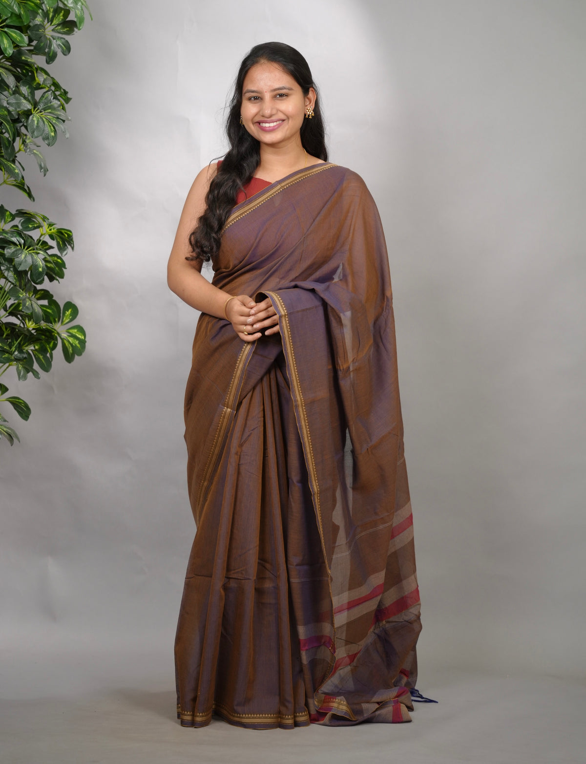 Brown Dual Shade Narayanpet Cotton Saree | Looms & Tassels