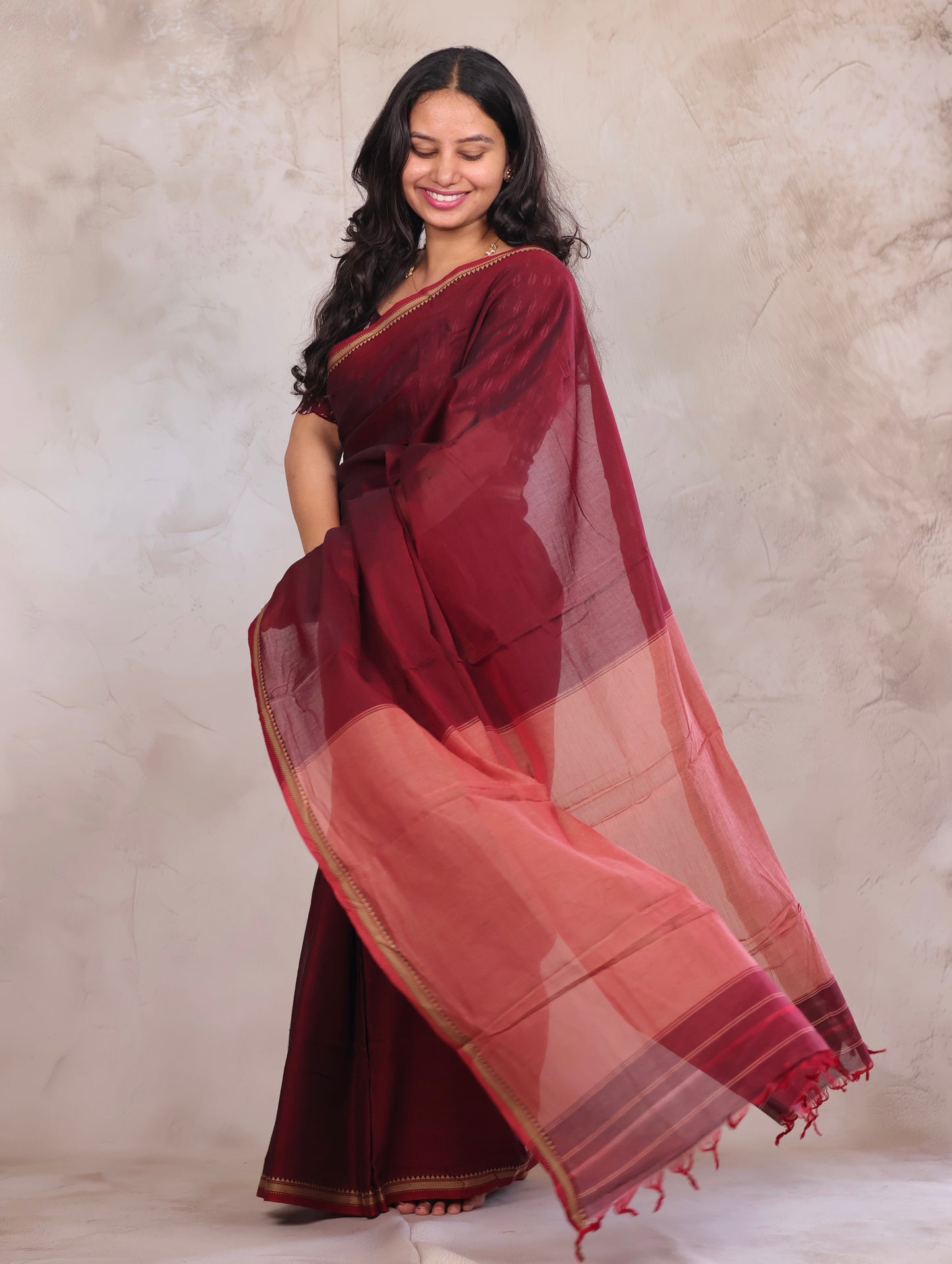 Maroon Narayanpet Cotton Saree with Ikkat Blouse Piece | Looms & Tassels