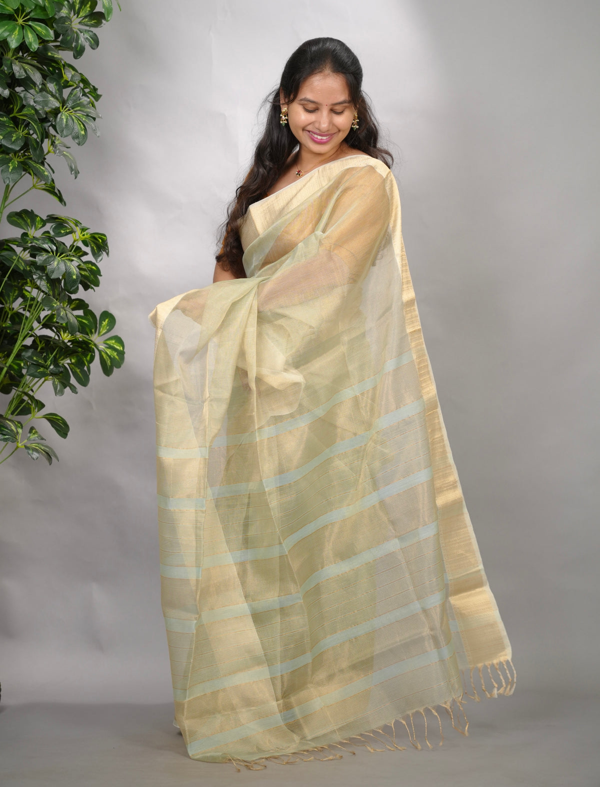 Checks Handloom Maheswari Tissue Silk Cotton Sarees | Looms & Tassels