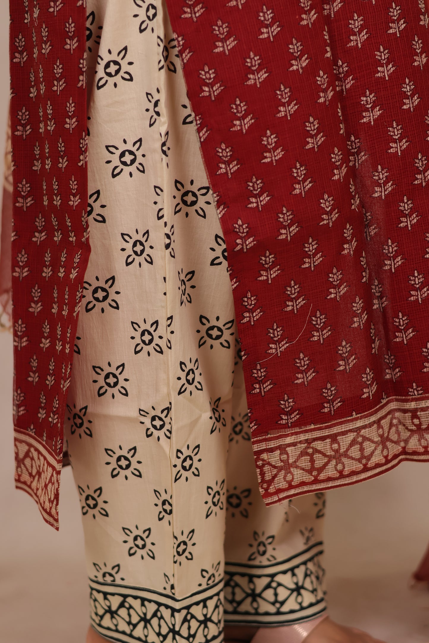 Maroon Handblock printed kota 3 piece suit (stitched)