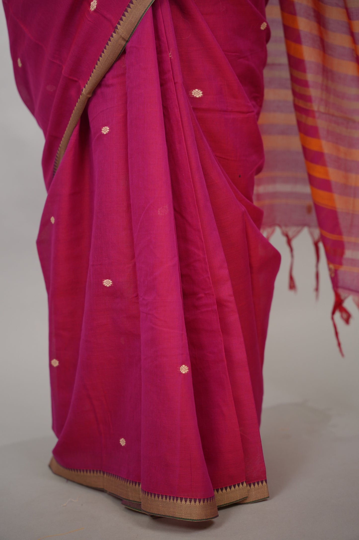 Pink Narayanpet Cotton Saree With Butta Weaving | Looms & Tassels