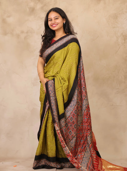 Lemon Green Hand Knotted Bandhej Arakh Modal Silk Saree with Lagdi Pallu | Looms & Tassels