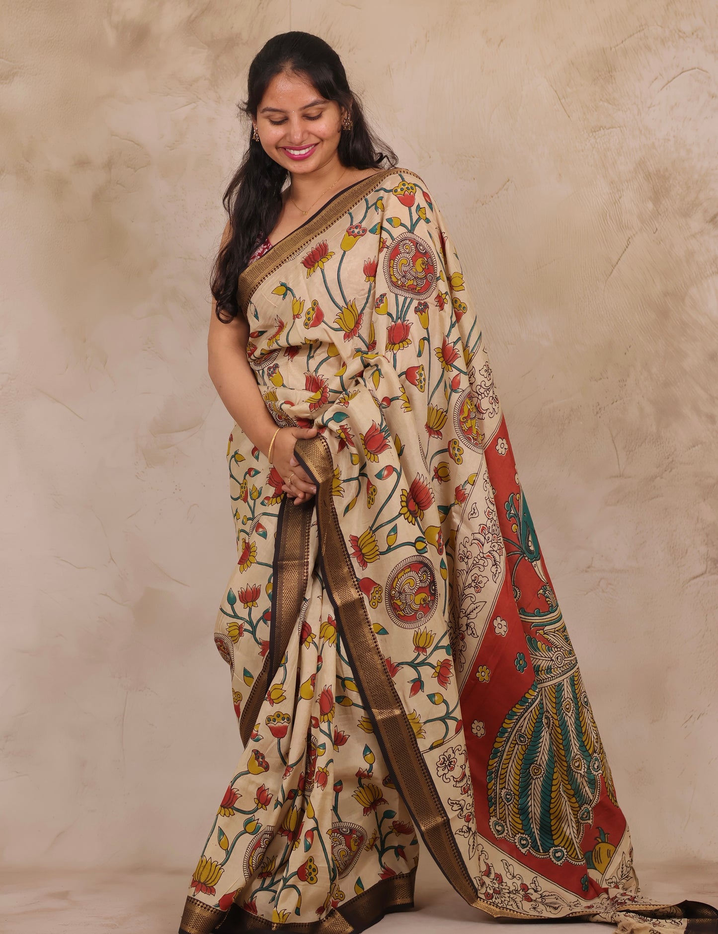 Cream Lotus Kalamkari Nizam Border Chennur Silk Saree | Looms & Tassels
