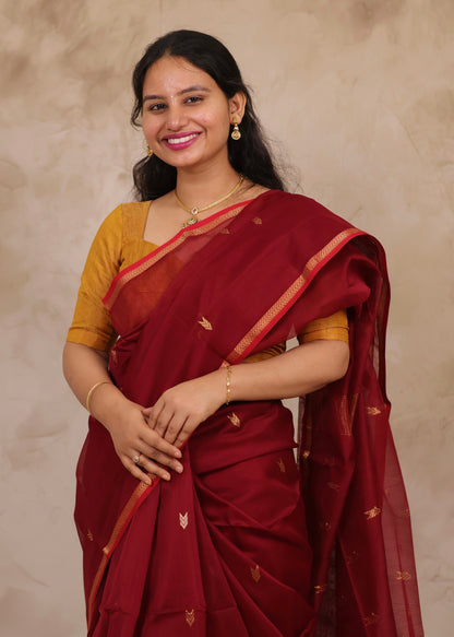 Maroon Handloom Maheswari Silk Cotton Sarees | Looms & Tassels