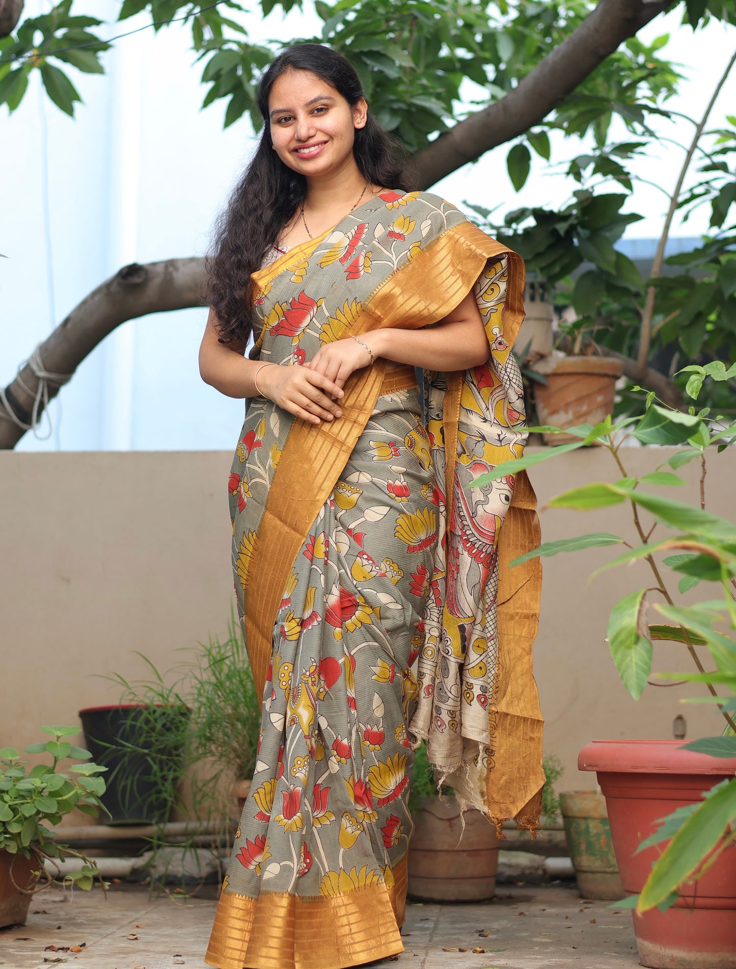 Grey Lotus & Pichwai  Kalamkari Silk Handcrafted Kanchi Border Saree