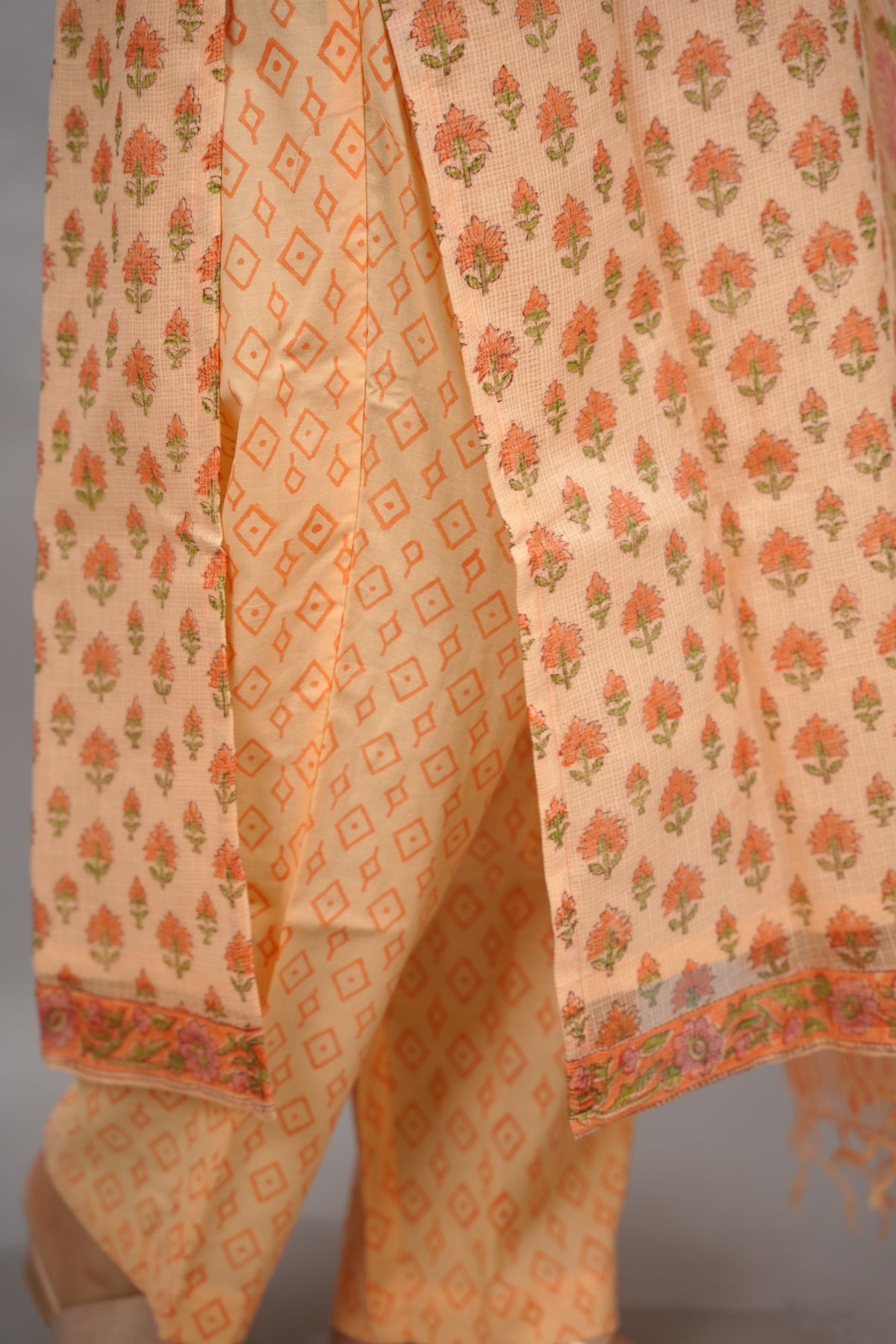 Handblock printed kota 3 piece suit (stitched)| Looms & Tassels
