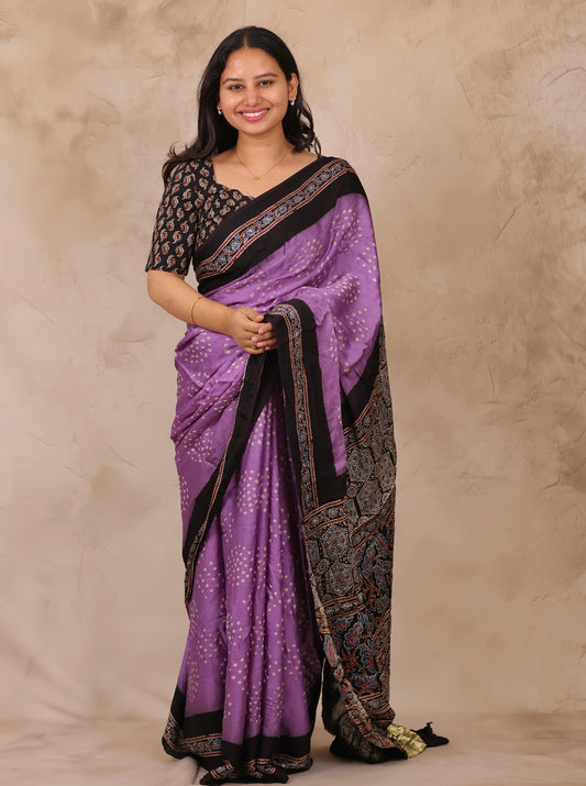 Lavender Hand Knotted Bandhej Arakh Modal Silk Saree with Lagdi Pallu | Looms & Tassels