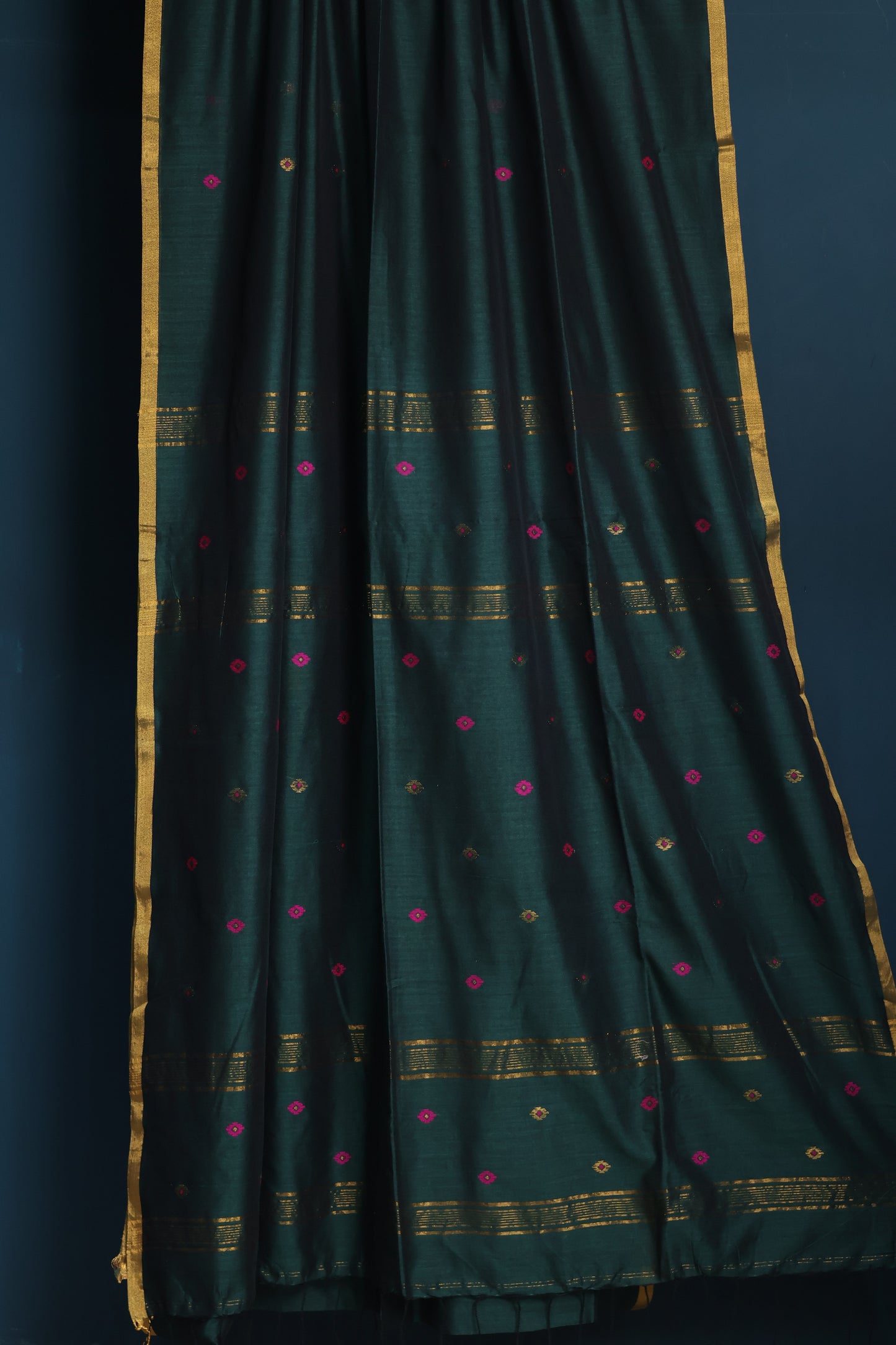 Green Pure Handwoven Mercerised Cotton Saree with Mina Jari Butta Weav
