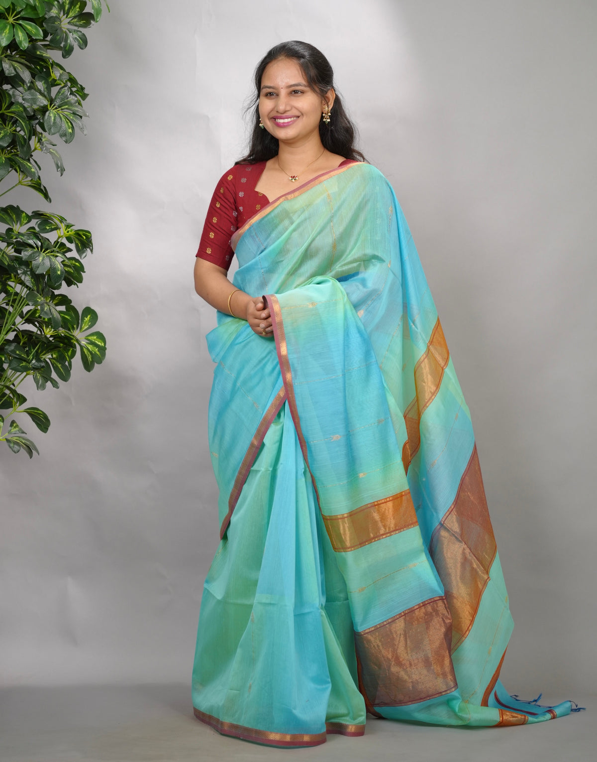 Sky Blue Handloom Maheswari Silk Cotton Sarees | Looms & Tassels