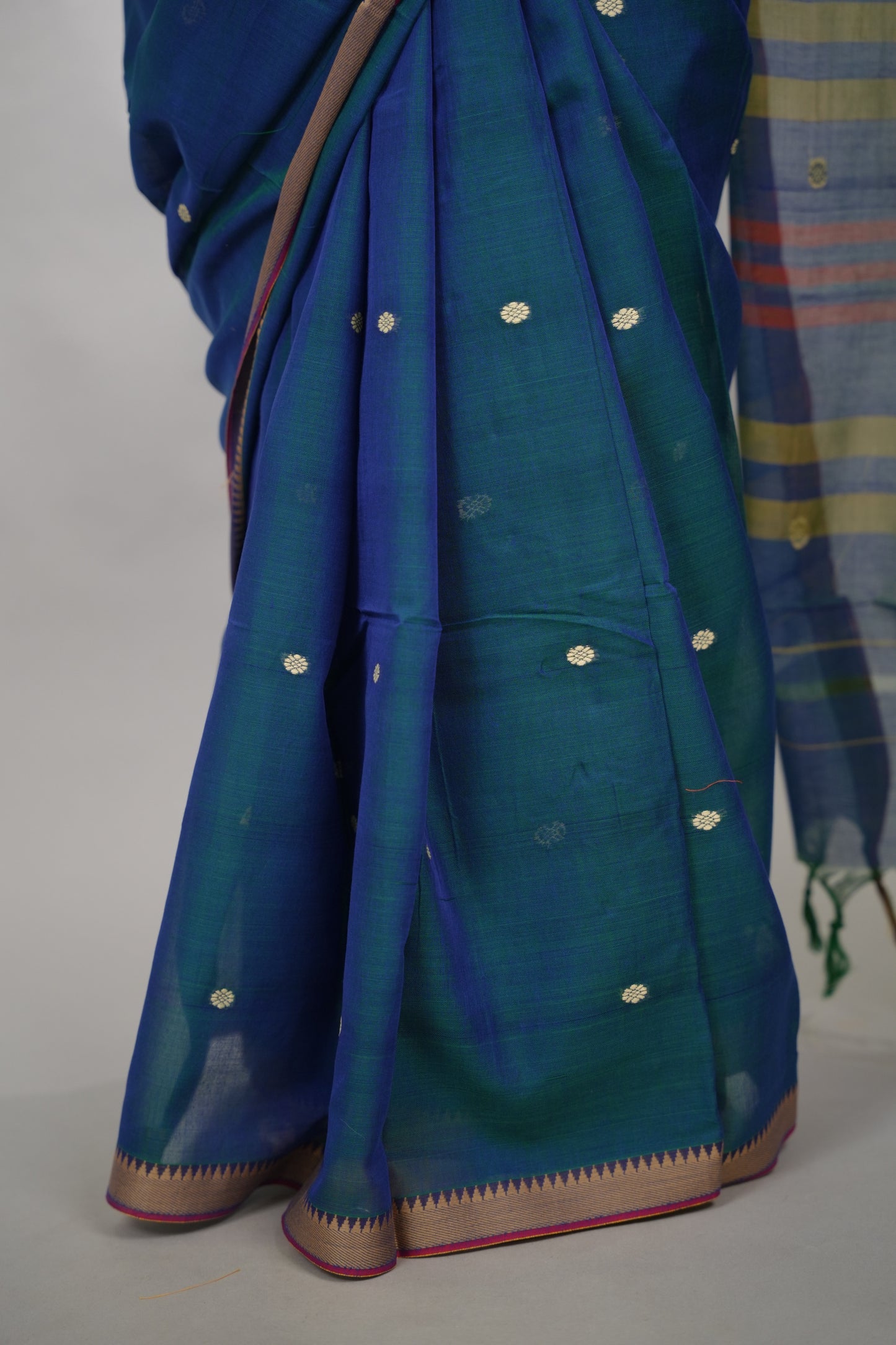 Peacock Blue Narayanpet Cotton Saree With Butta Weaving | Looms & Tassels