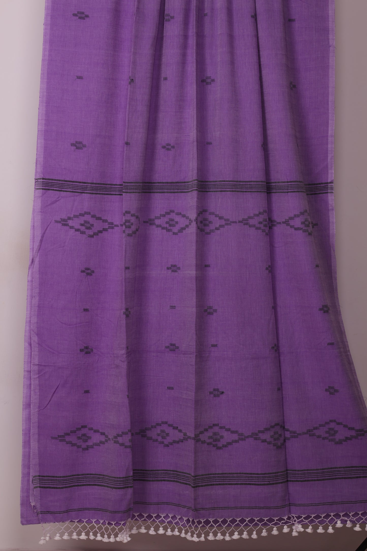 Lavender Pure Handwoven Malai Cotton Saree with Butta Weaving