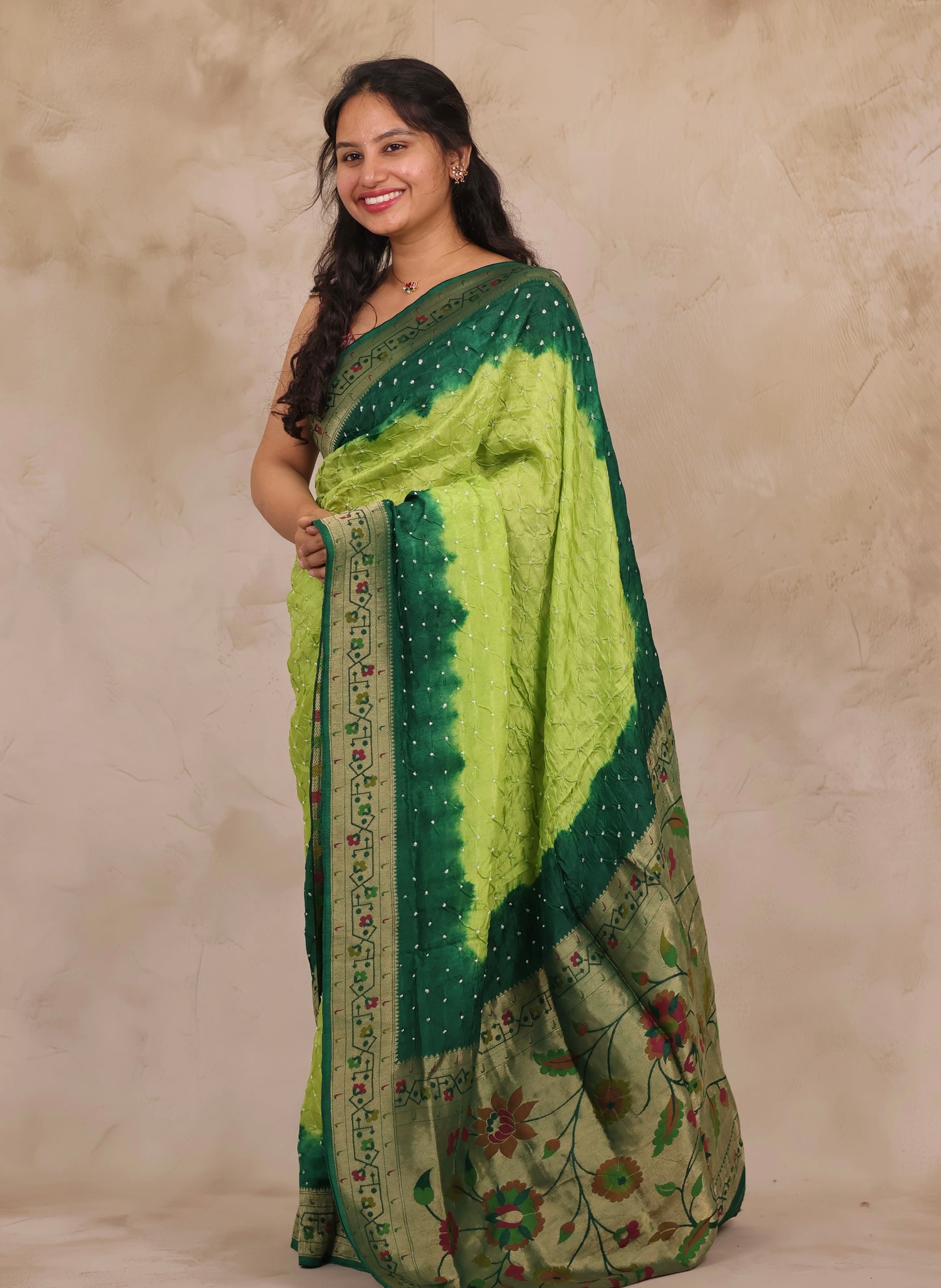 Dual Shade Green Handcrafted Bandhani Paithani Dola Silk Saree | Looms & Tassels