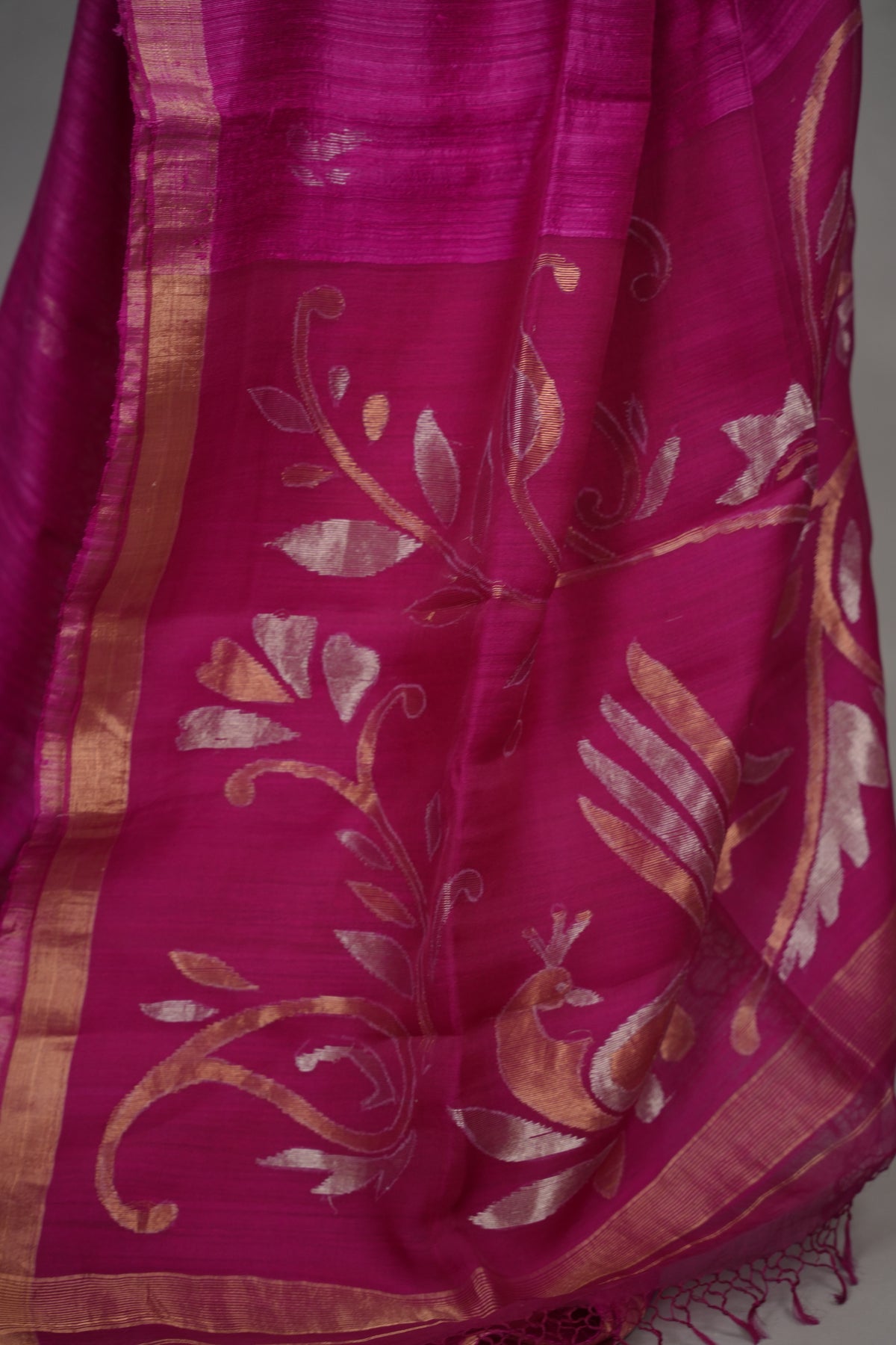 Pink Handloom Jamdhani Pure Matka Silk Saree with Muslin Silk Pallu | Looms & Tassels