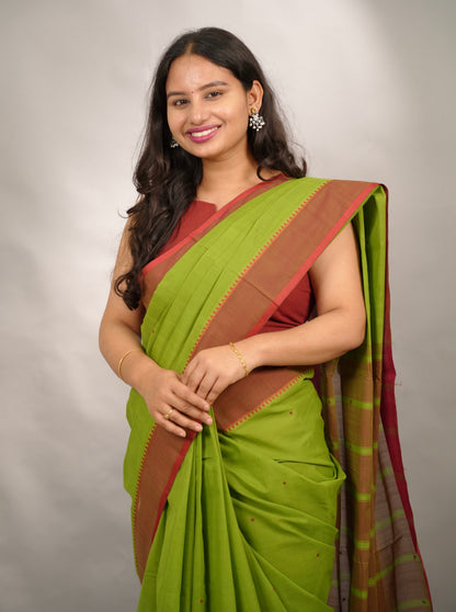 Parrot Green Handloom Venkatagiri Cotton Saree Without Blouse | Looms & Tassels