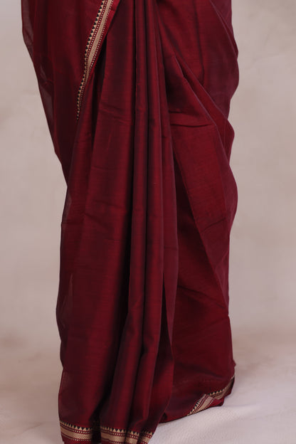 Maroon Narayanpet Cotton Saree with Ikkat Blouse Piece | Looms & Tassels
