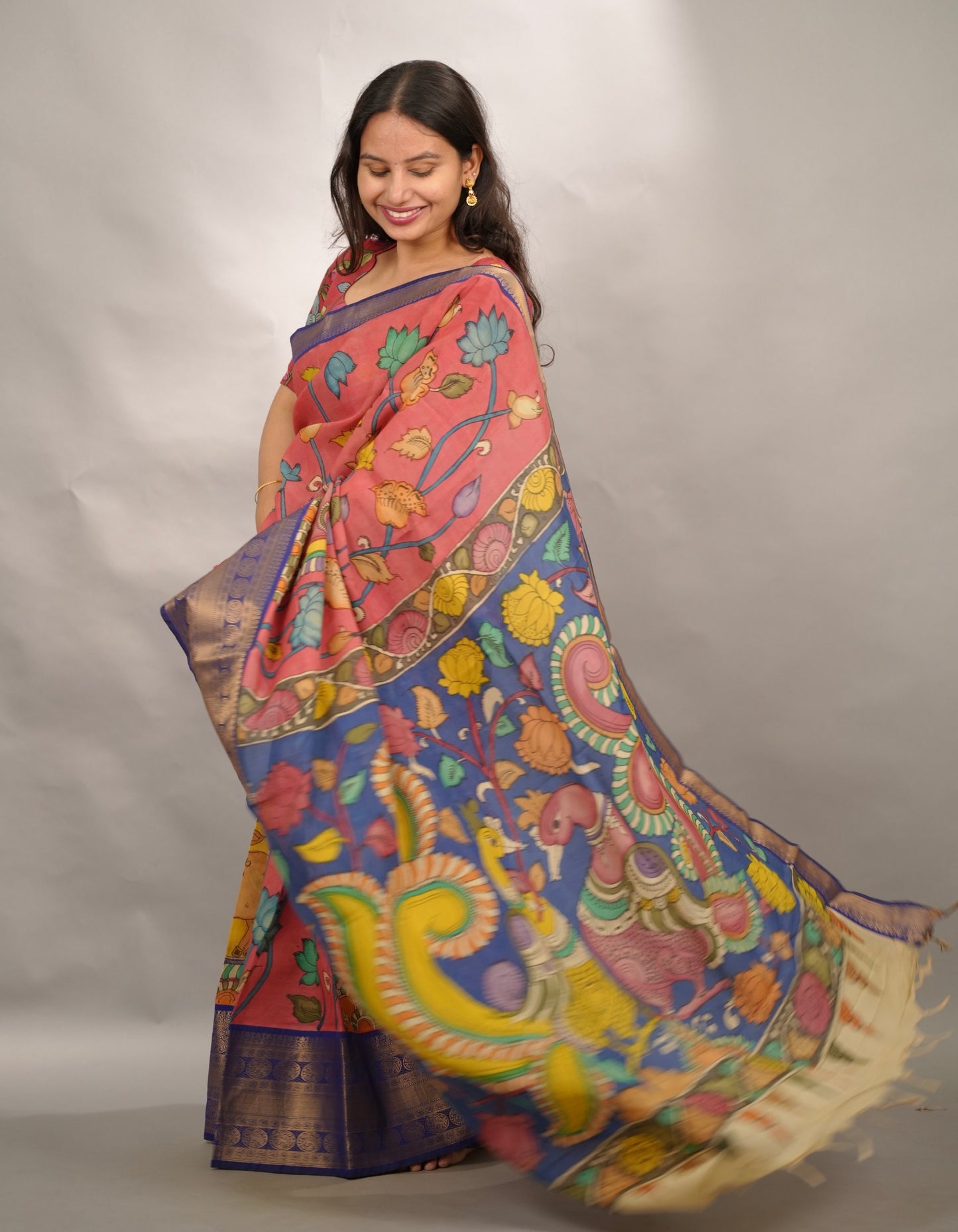 Peach Hand Drawn Pen Kalamkari Bangalore Silk Kanchi Border Saree | Looms & Tassels