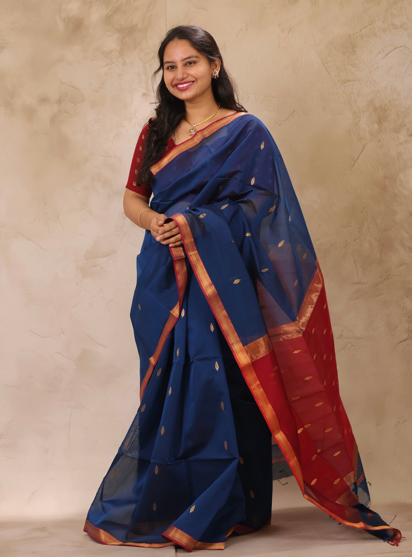 Rama Blue Handloom Maheswari Silk Cotton Sarees | Looms & Tassels