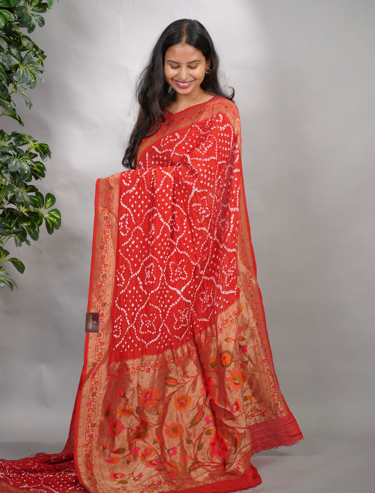 Red Handcrafted Pattern Bandhani Paithani Dola Silk Saree | Looms & Tassels