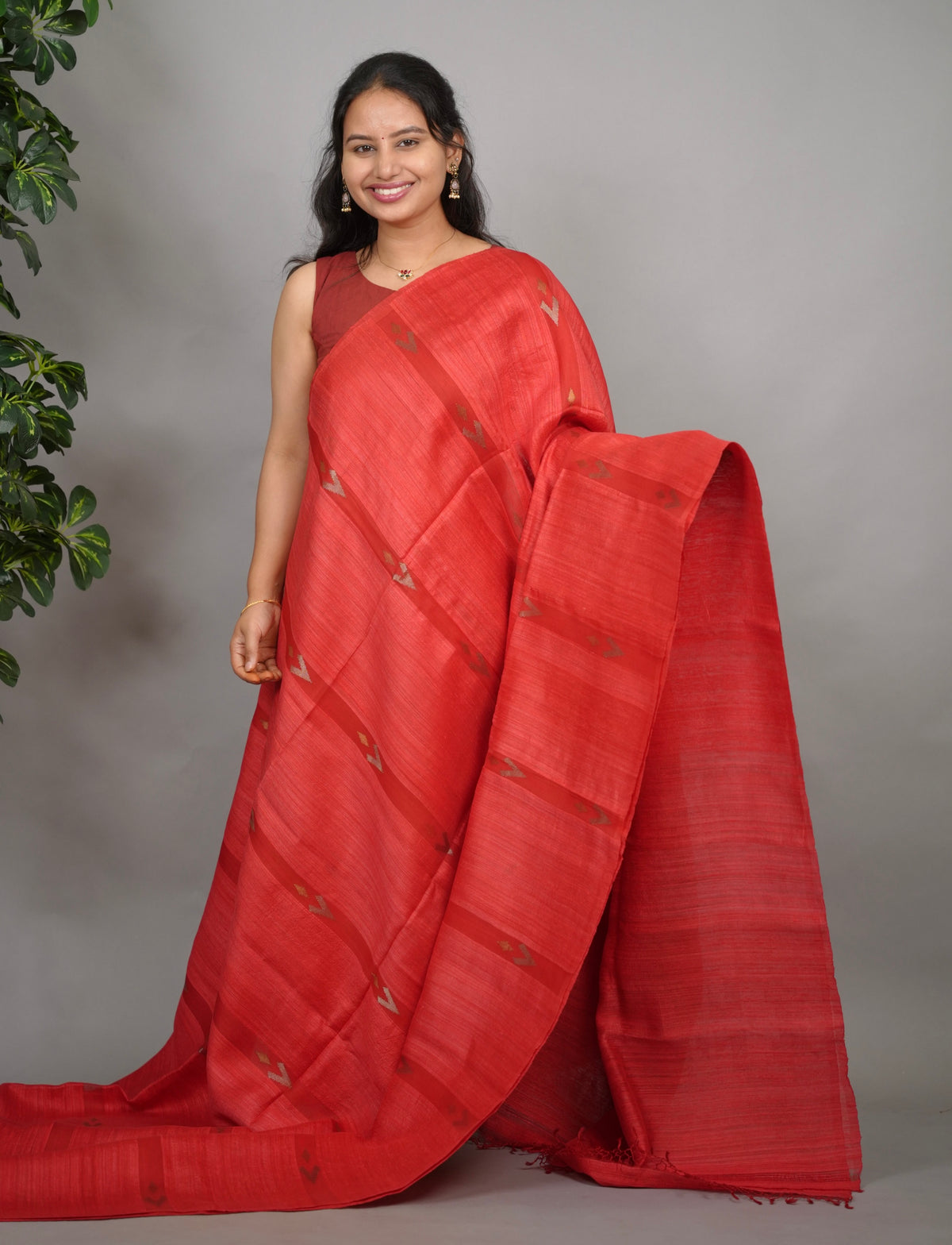 Red Handloom Jamdhani Pure Matka Silk Saree with Muslin Silk Pallu