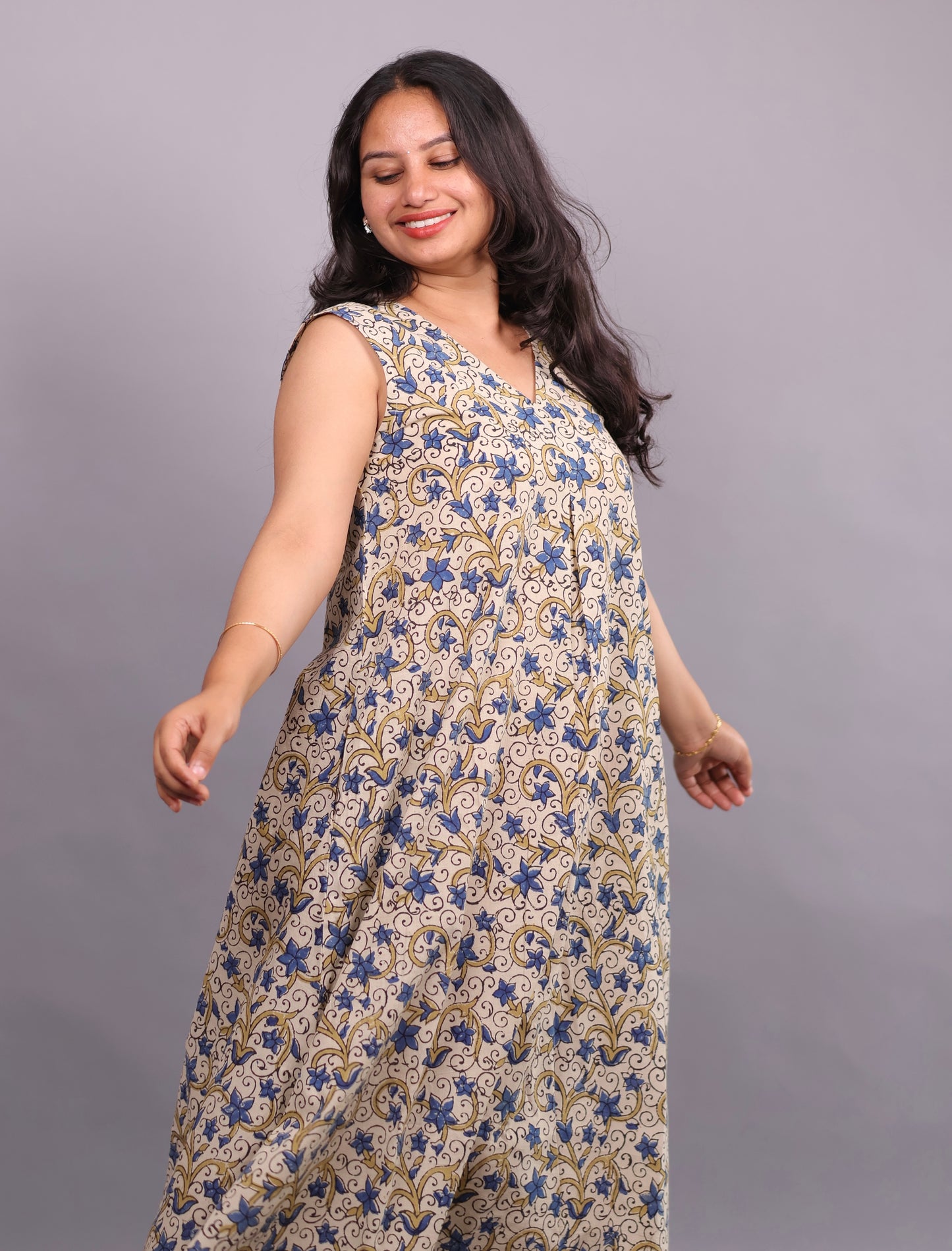 Cream Ajrakh Handblock Printed A-Line Cotton Kurti – Elegant & Comfortable Ethnic Wear | Looms & Tassels