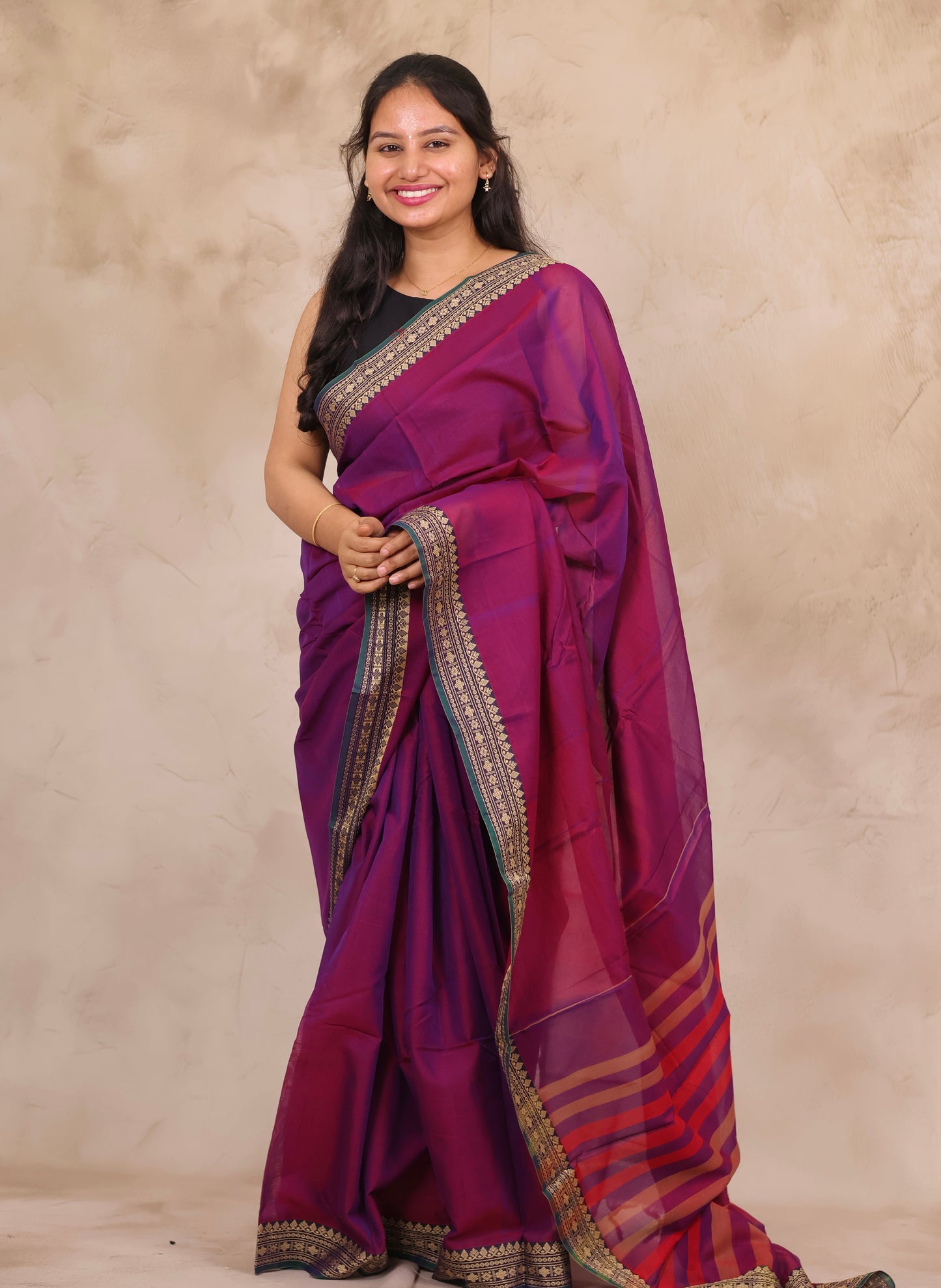 Magenta Narayanpet Cotton Saree | Looms & Tassels