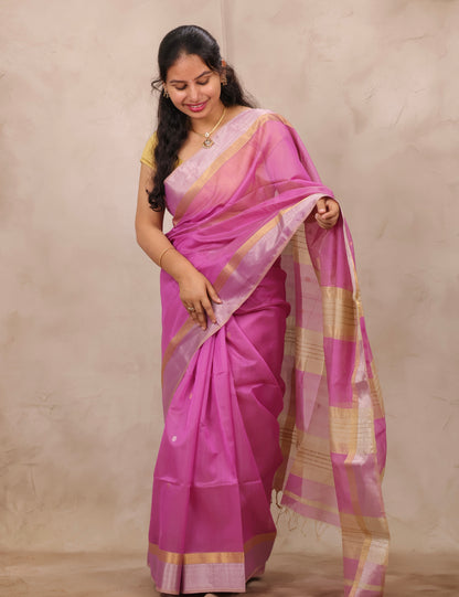 Pink Handloom Maheswari Silk Cotton Sarees | Looms & Tassels
