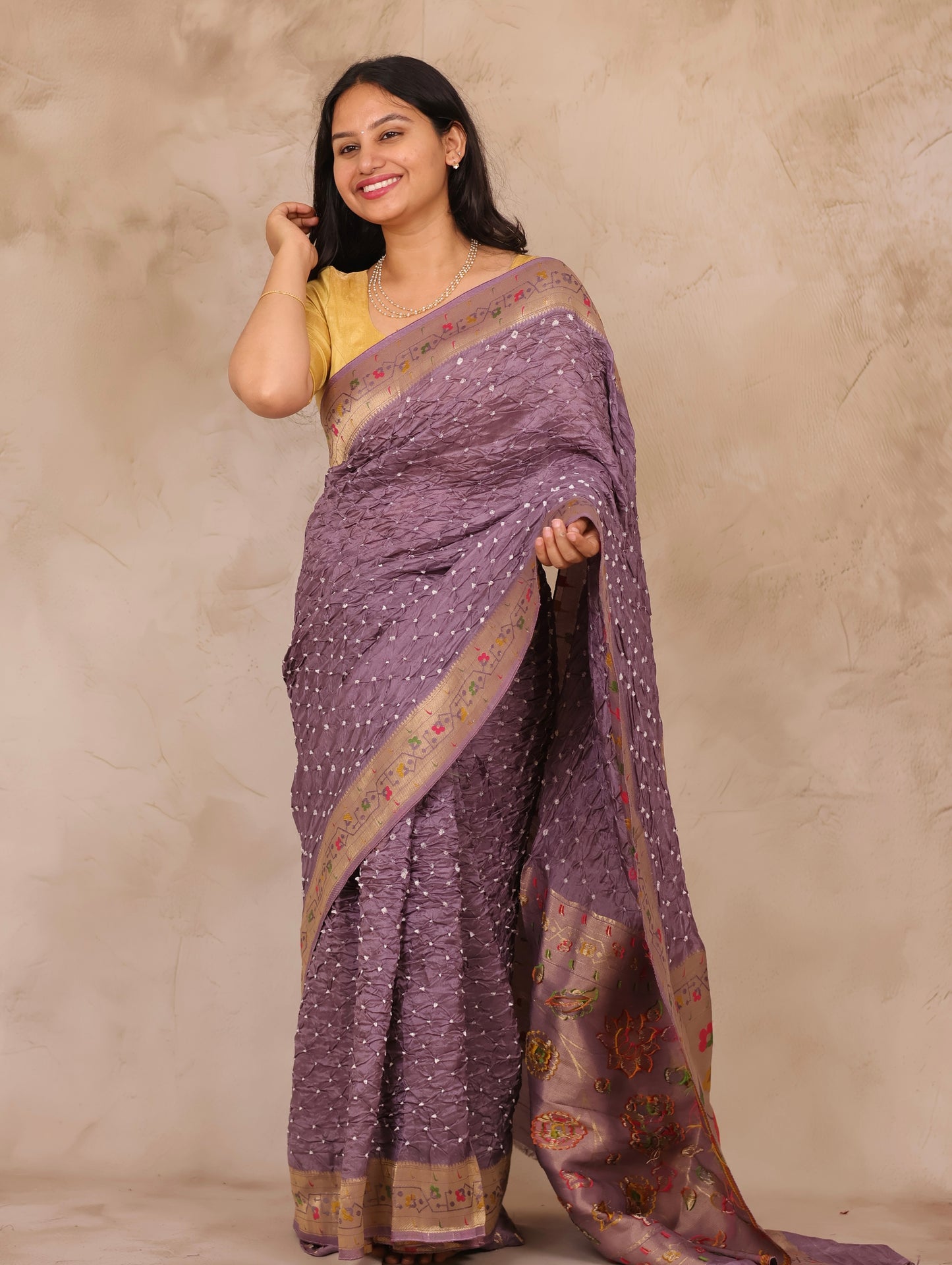 Dusty Lavender Handcrafted Bandhani Paithani Dola Silk Saree | Looms & Tassels