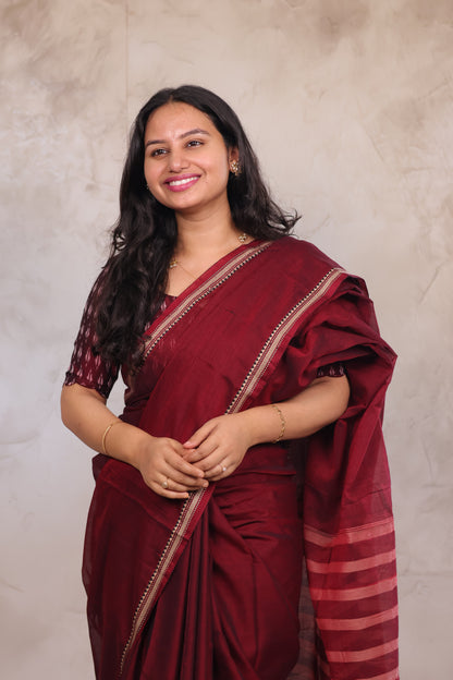 Maroon Narayanpet Cotton Saree with Ikkat Blouse Piece | Looms & Tassels