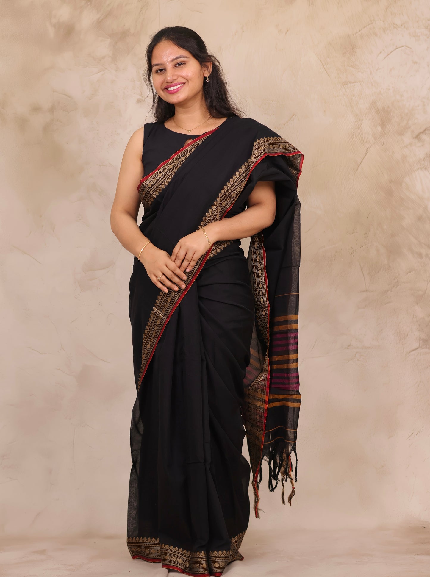 Black Narayanpet Cotton Saree | Looms & Tassels