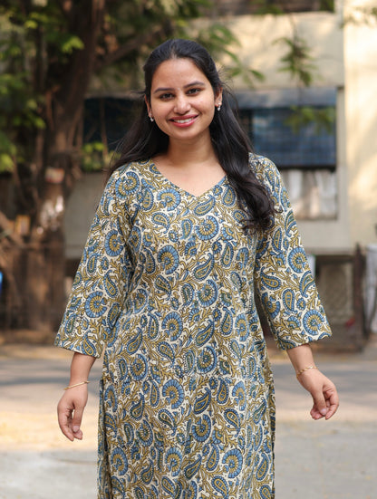 Ajrakh Hand Block Printed Kurti | Looms & Tassels