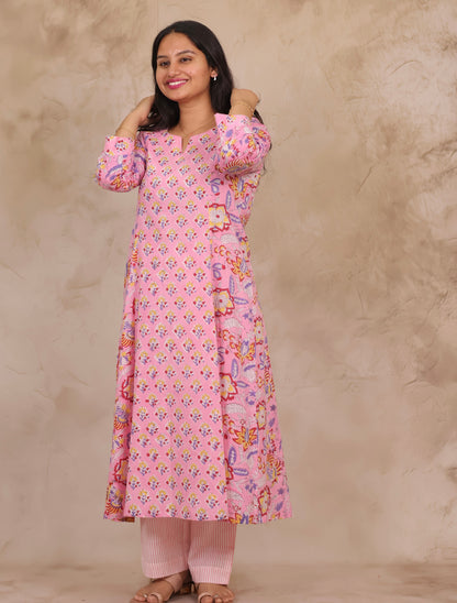 Pink Pure Mul Cotton Kali Kurta Set (Set of 2) | Looms & Tassels