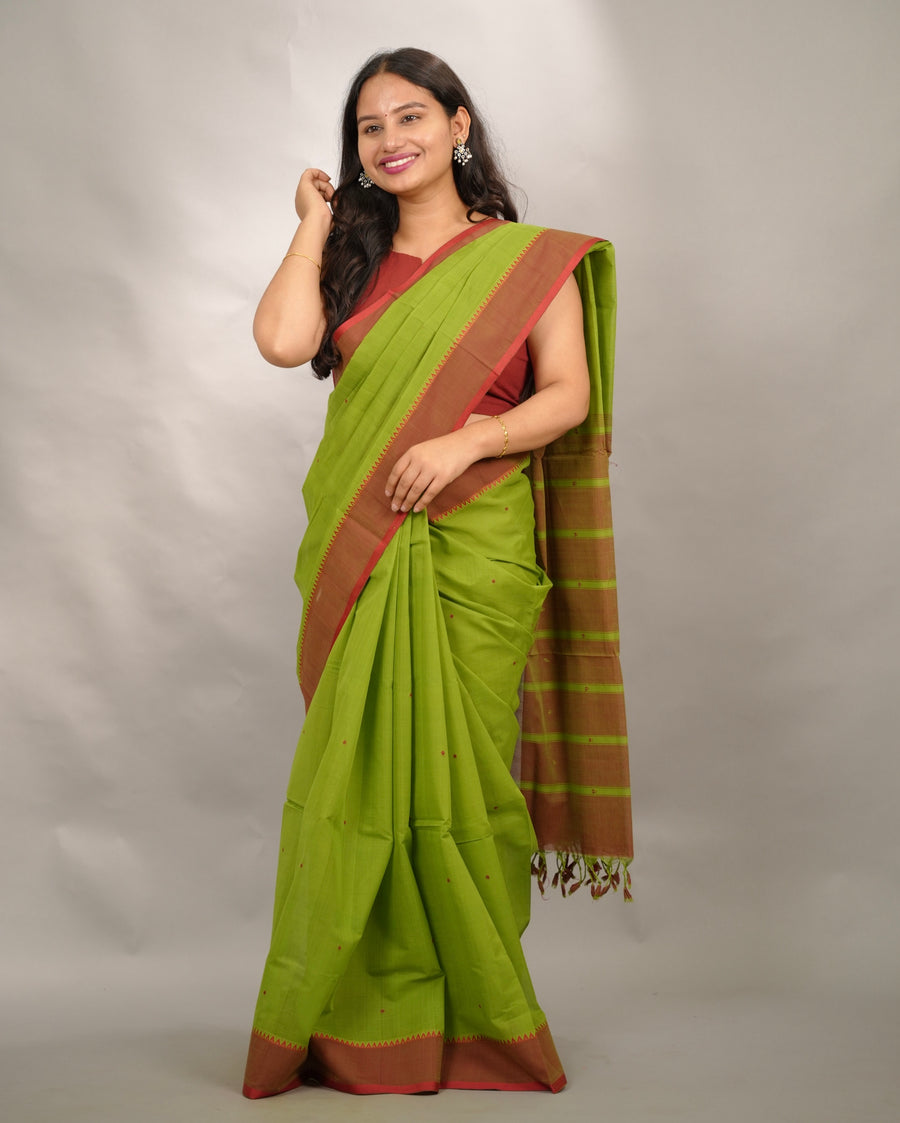 Parrot Green Handloom Venkatagiri Cotton Saree Without Blouse | Looms & Tassels