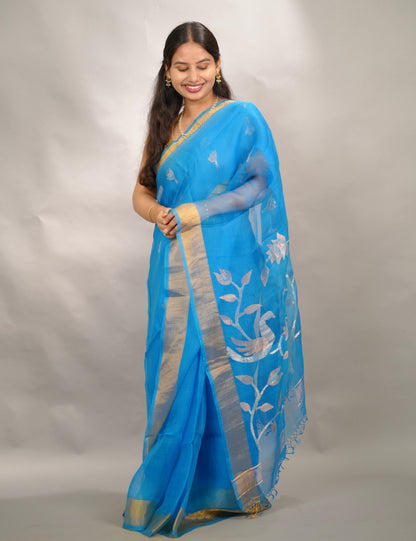 Blue Handloom Muslin Silk Saree With jamdhani weaving | Looms & Tassels
