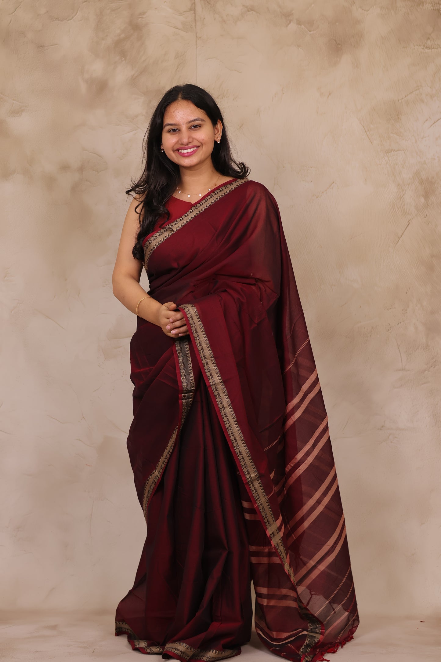 Maroon Narayanpet Cotton Saree | Looms & Tassels
