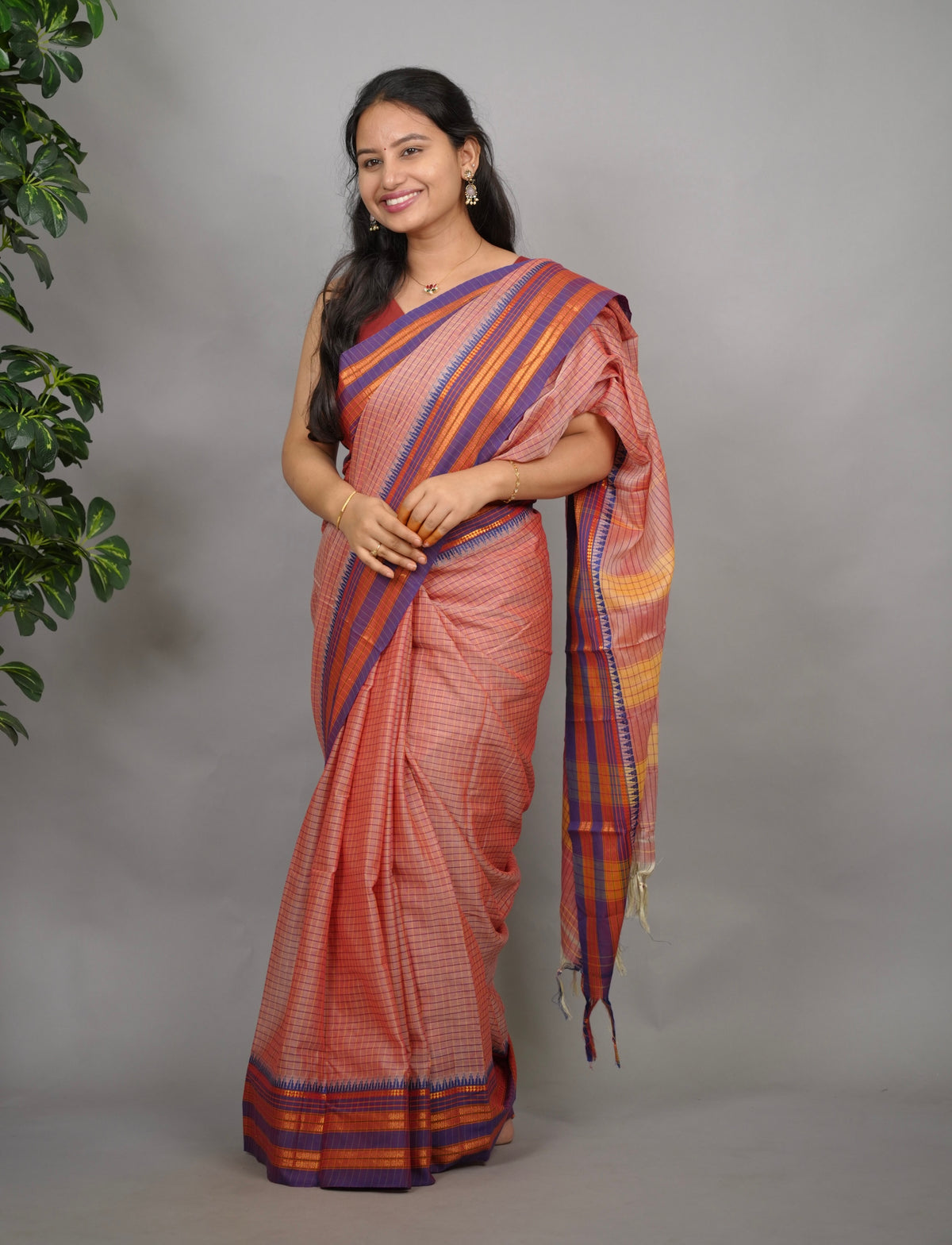Onion Pink Checks Narayanpet Cotton Saree with Traditional contrast Border | Looms & Tassels